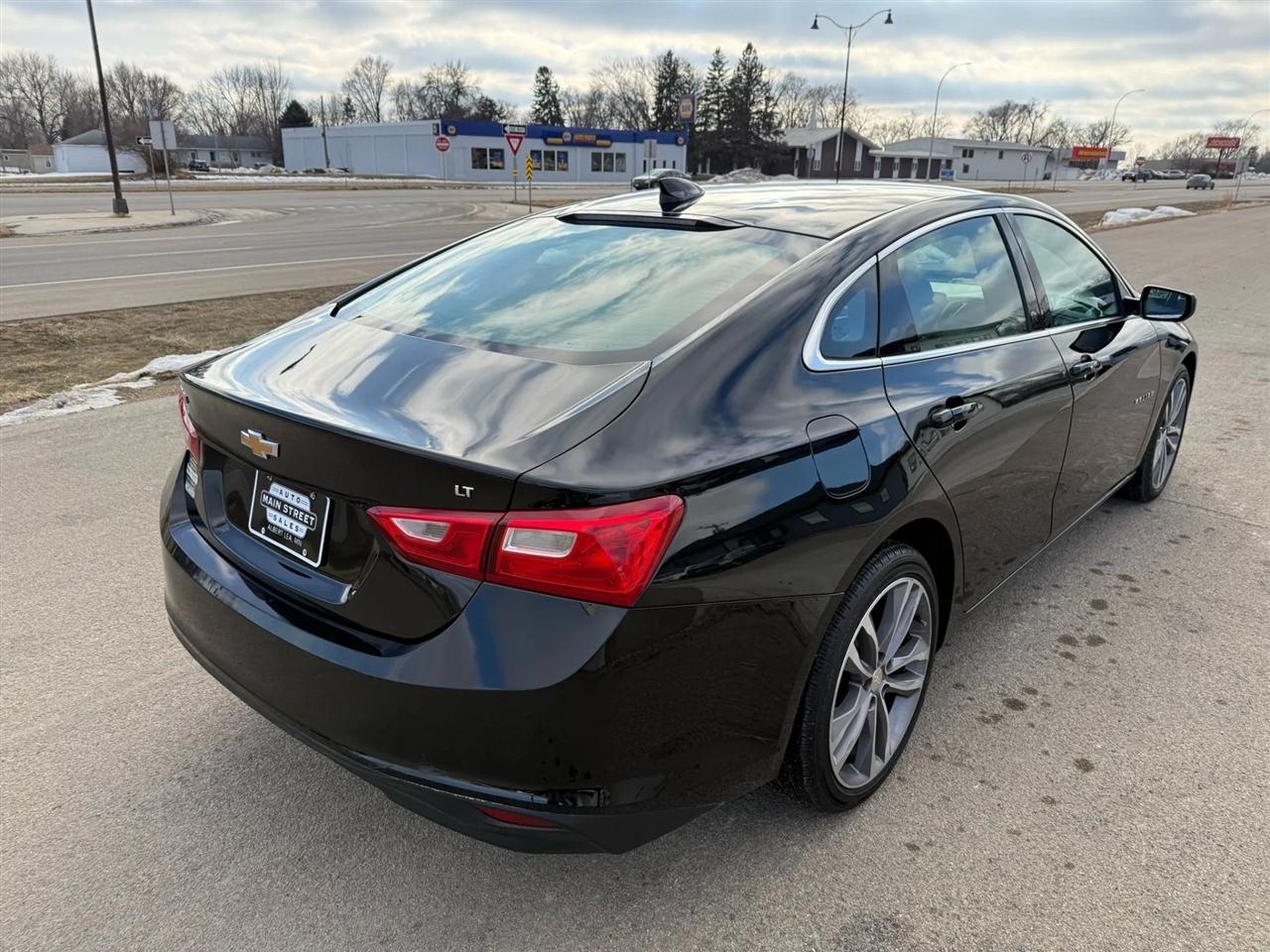 Chevrolet Malibu  2023