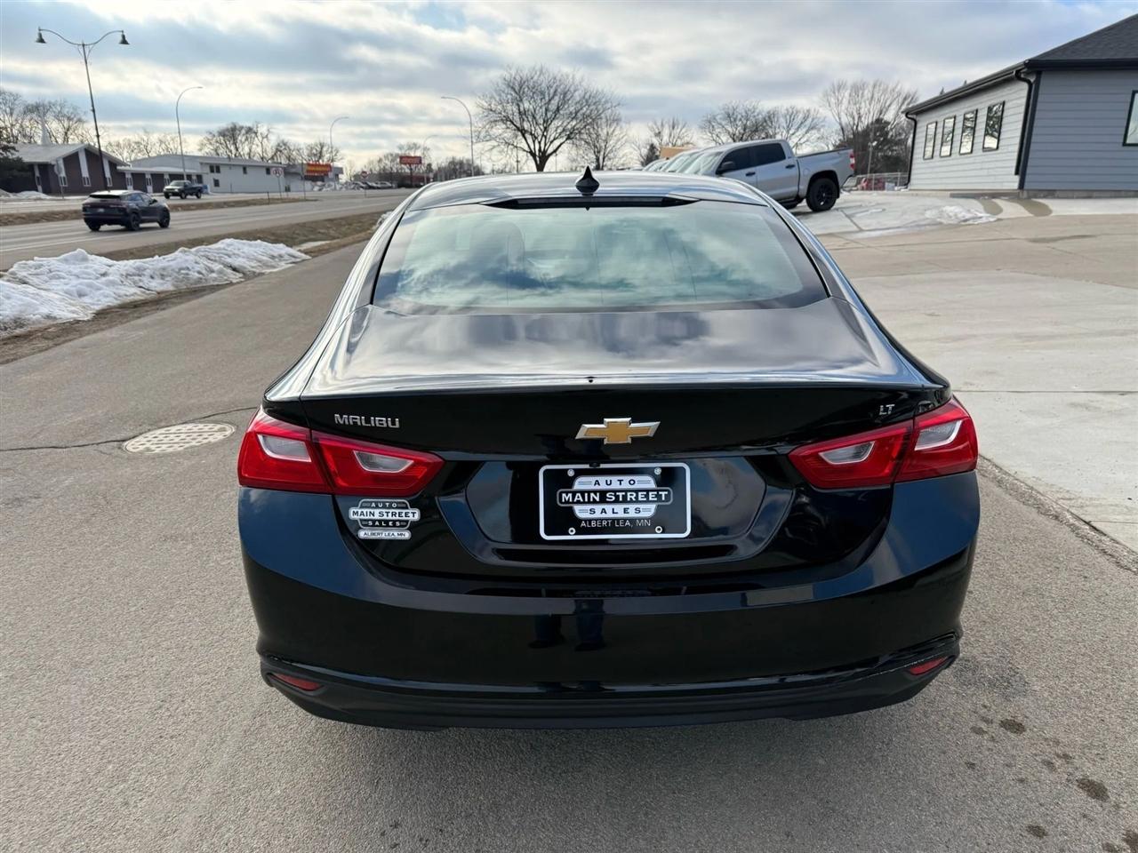 Chevrolet Malibu  2023