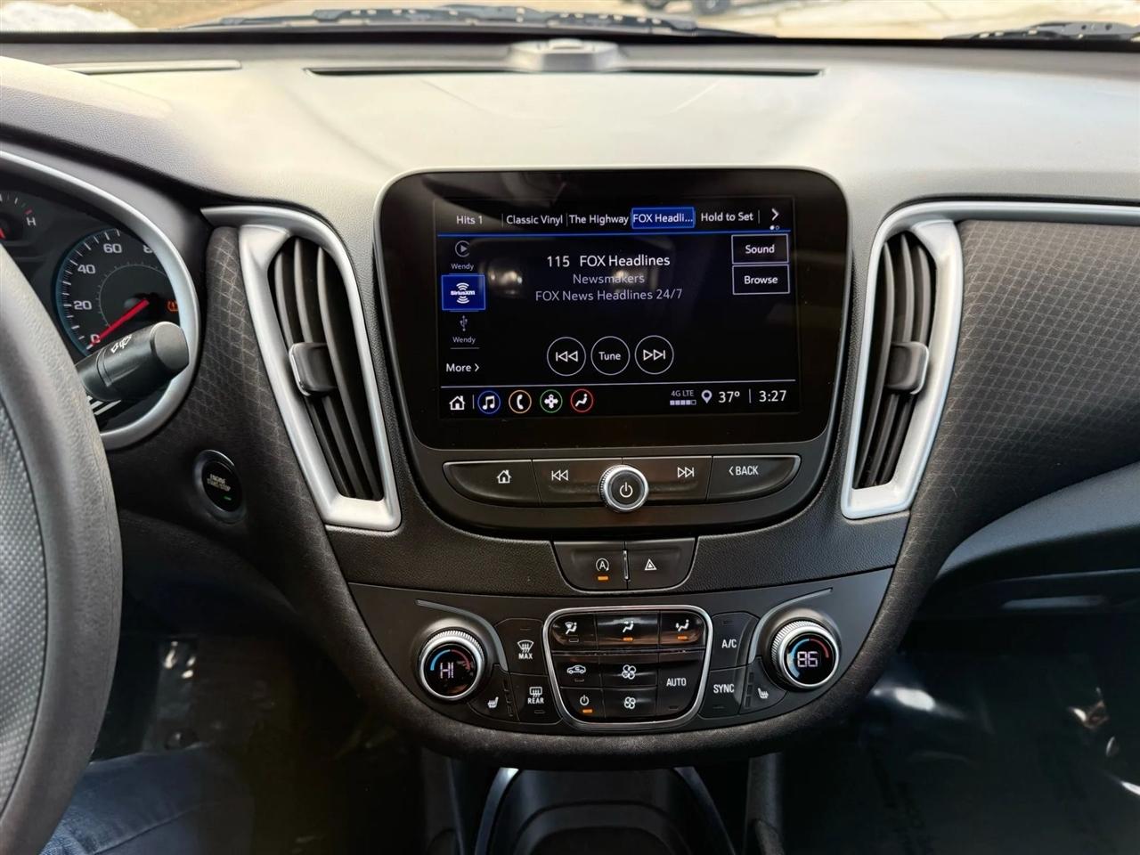 Chevrolet Malibu  2023