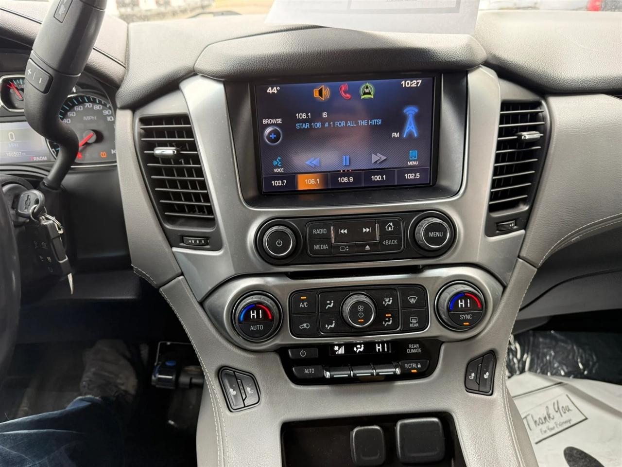 Chevrolet Suburban  2015