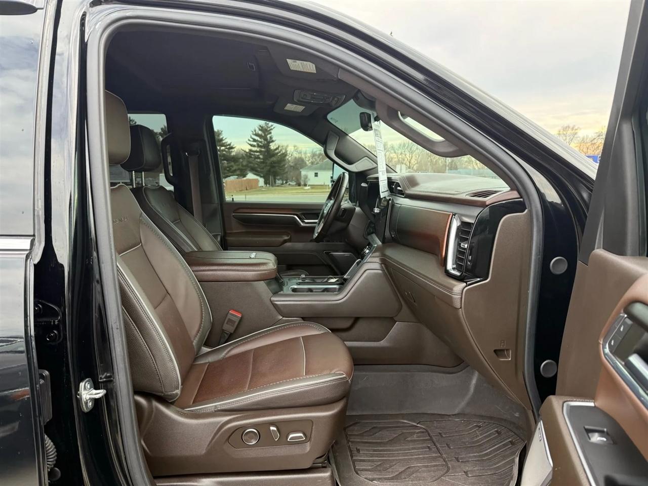 GMC Sierra 3500HD  2024