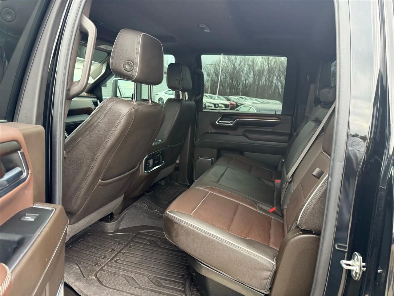 GMC Sierra 3500HD  2024