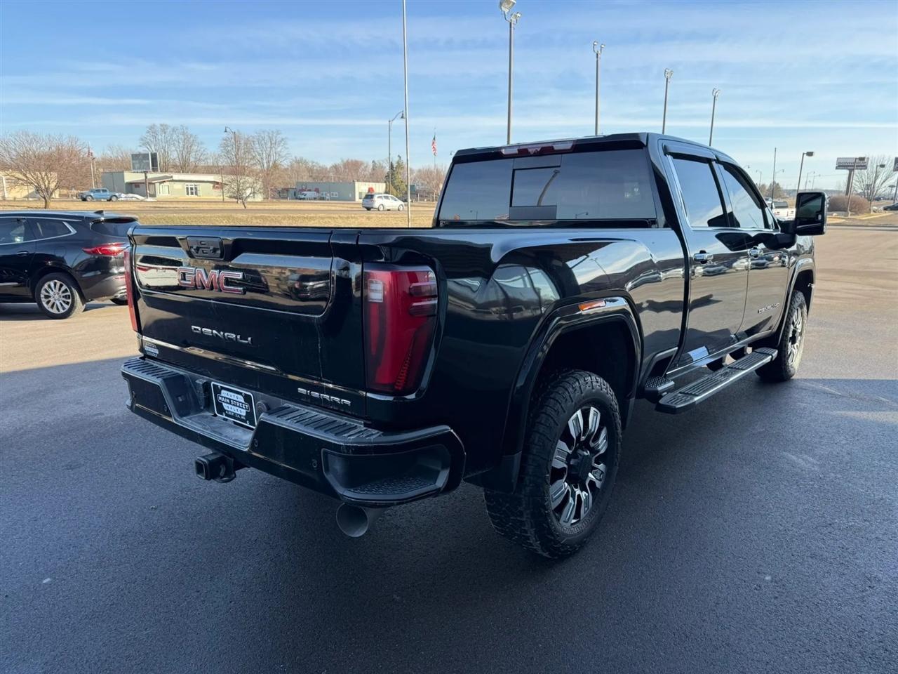 GMC Sierra 3500HD  2024