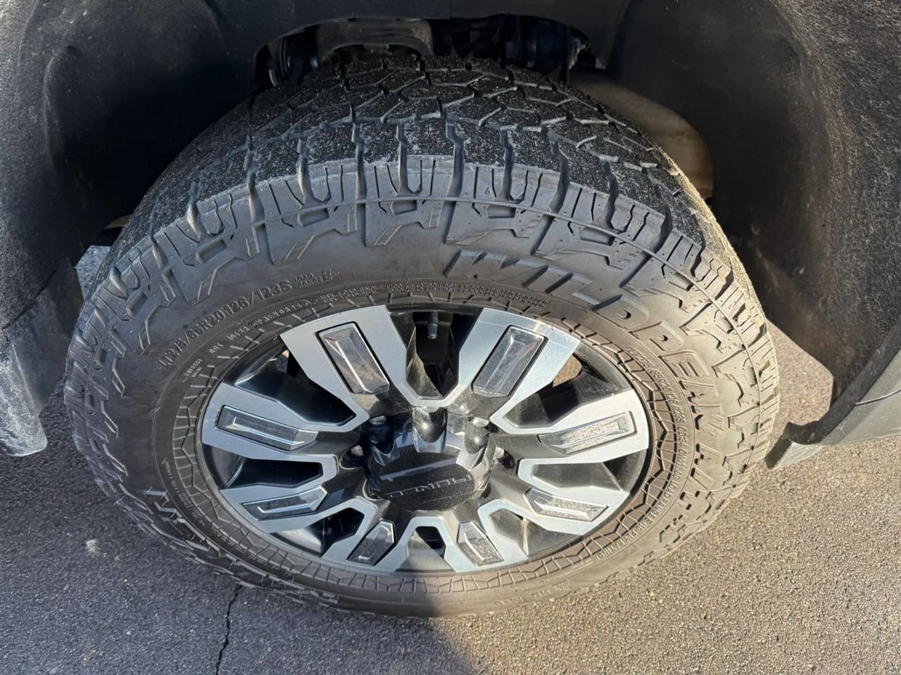 GMC Sierra 3500HD  2024