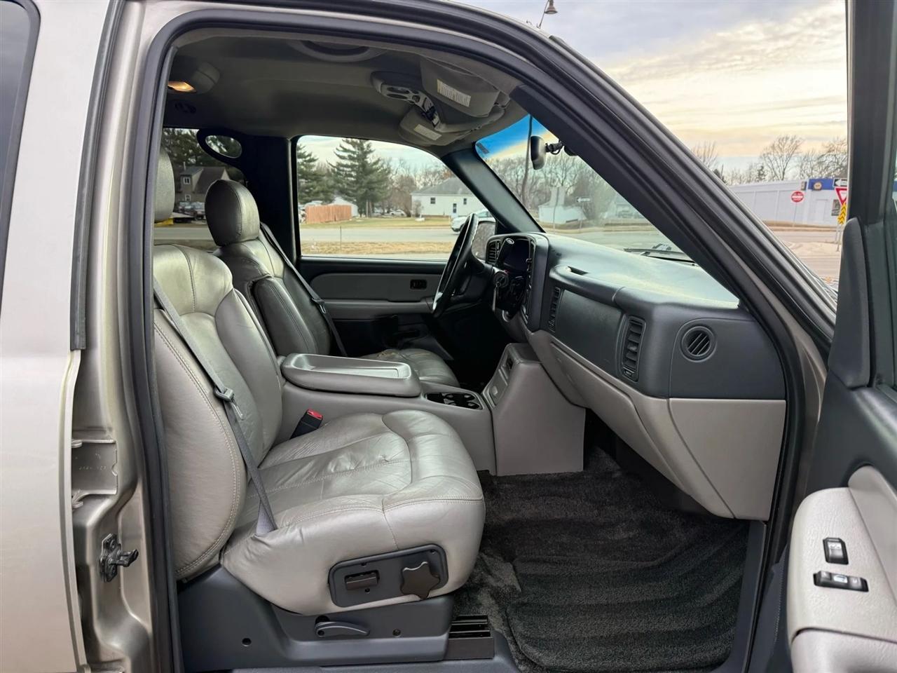 Chevrolet Tahoe  2002