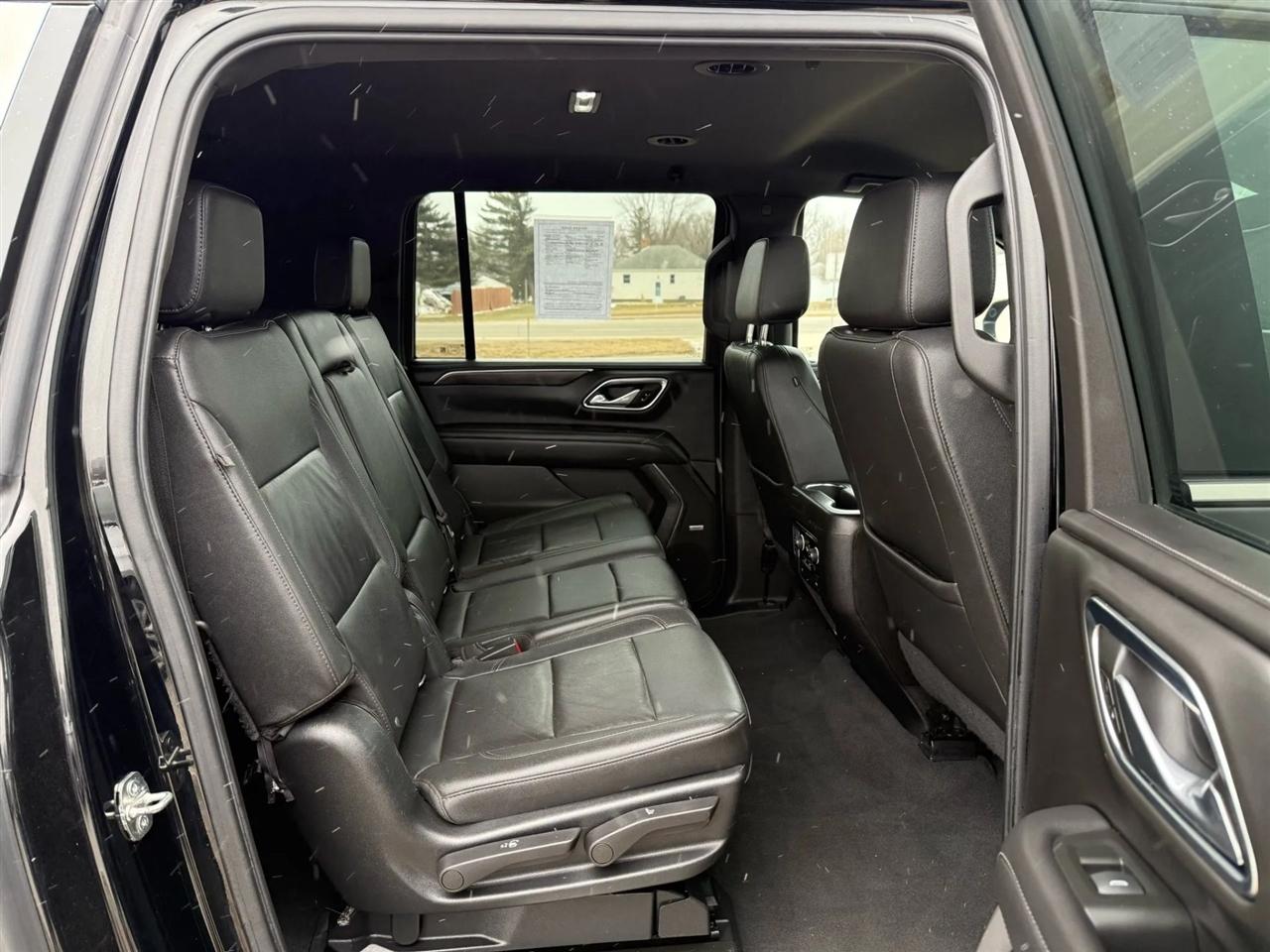 Chevrolet Suburban  2022