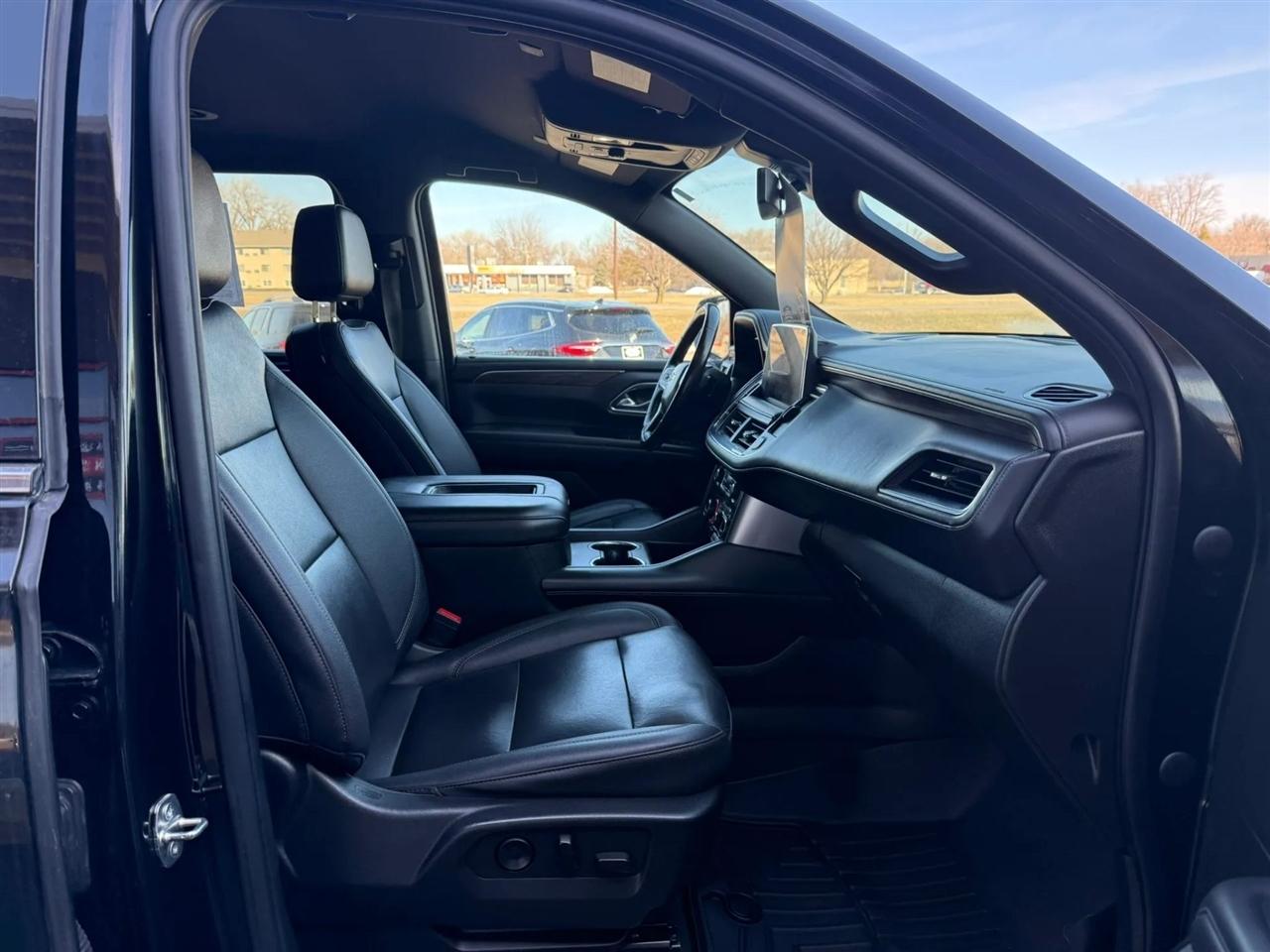 Chevrolet Suburban  2022