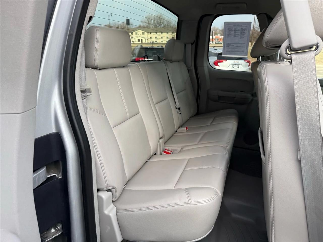 Chevrolet Silverado 1500  2011