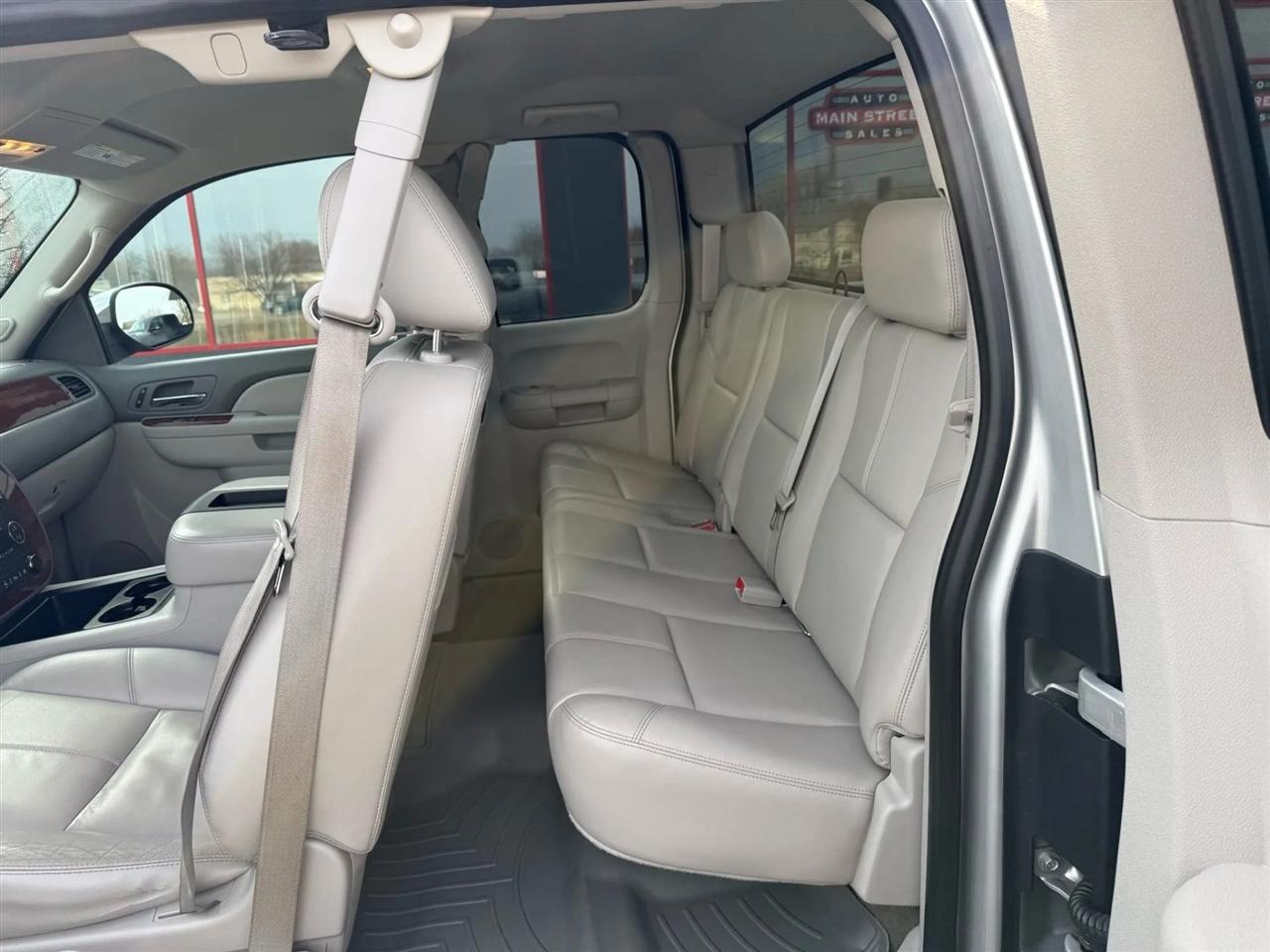 Chevrolet Silverado 1500  2011