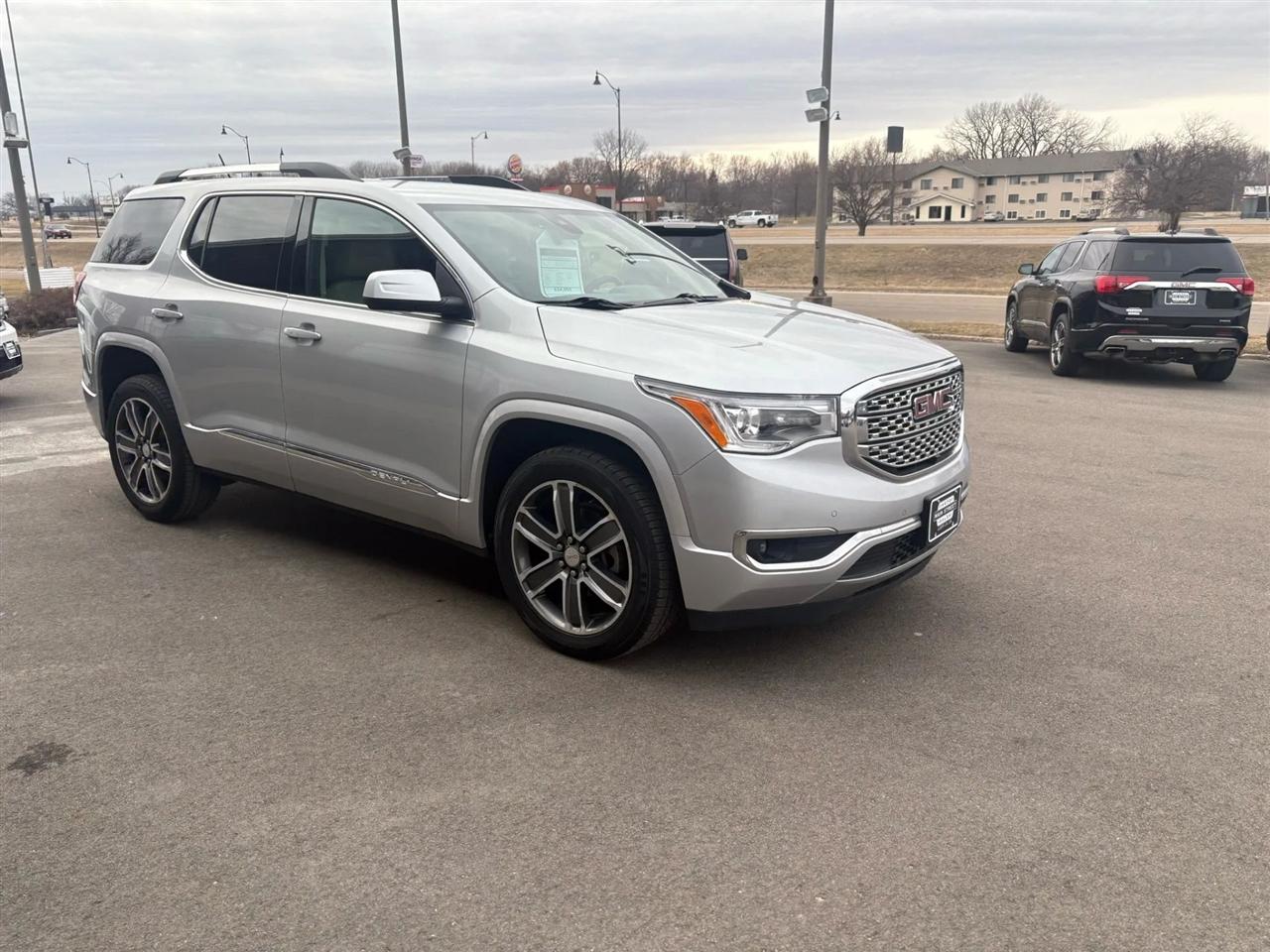 GMC Acadia  2017