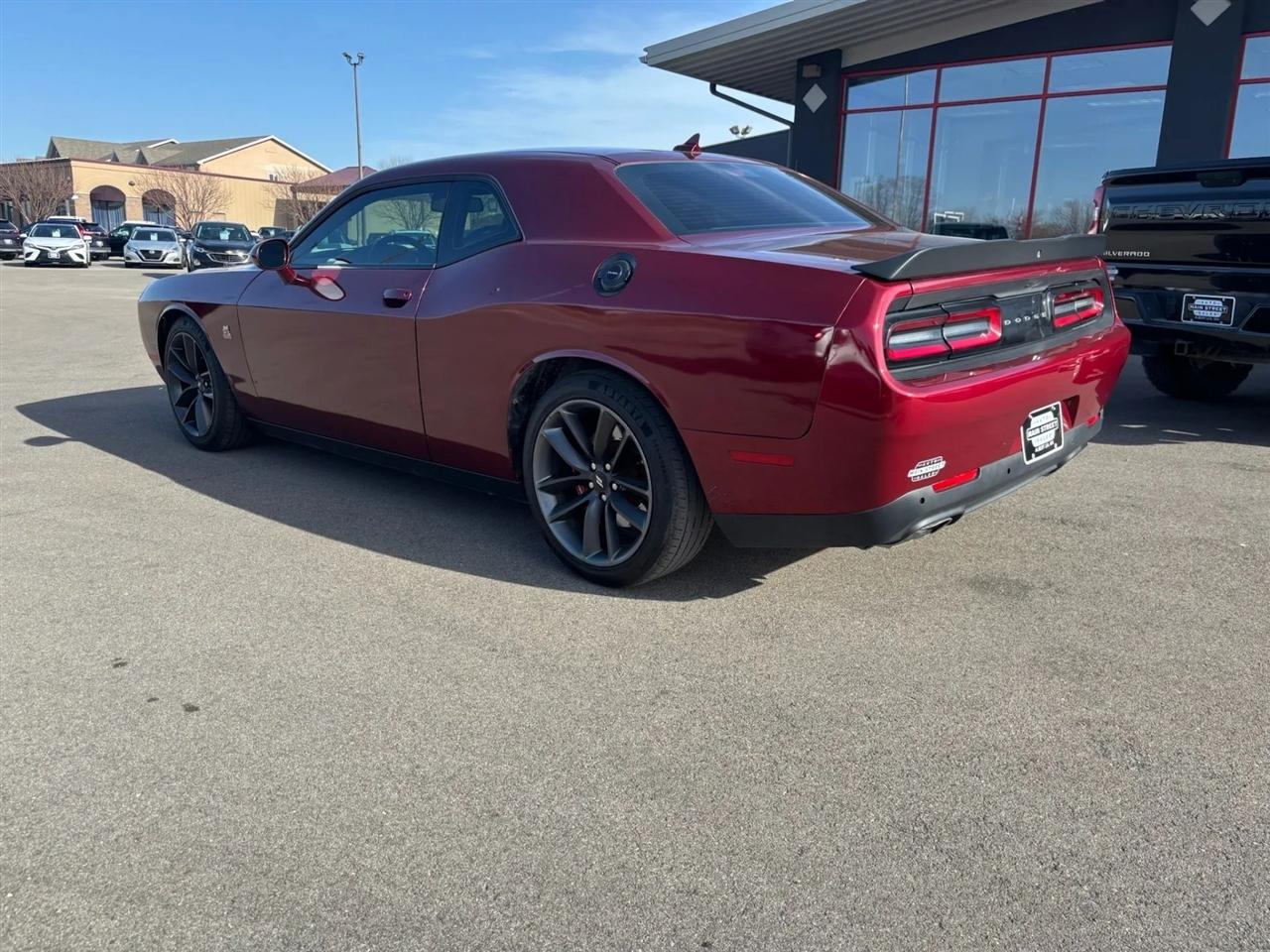 Dodge Challenger  2019