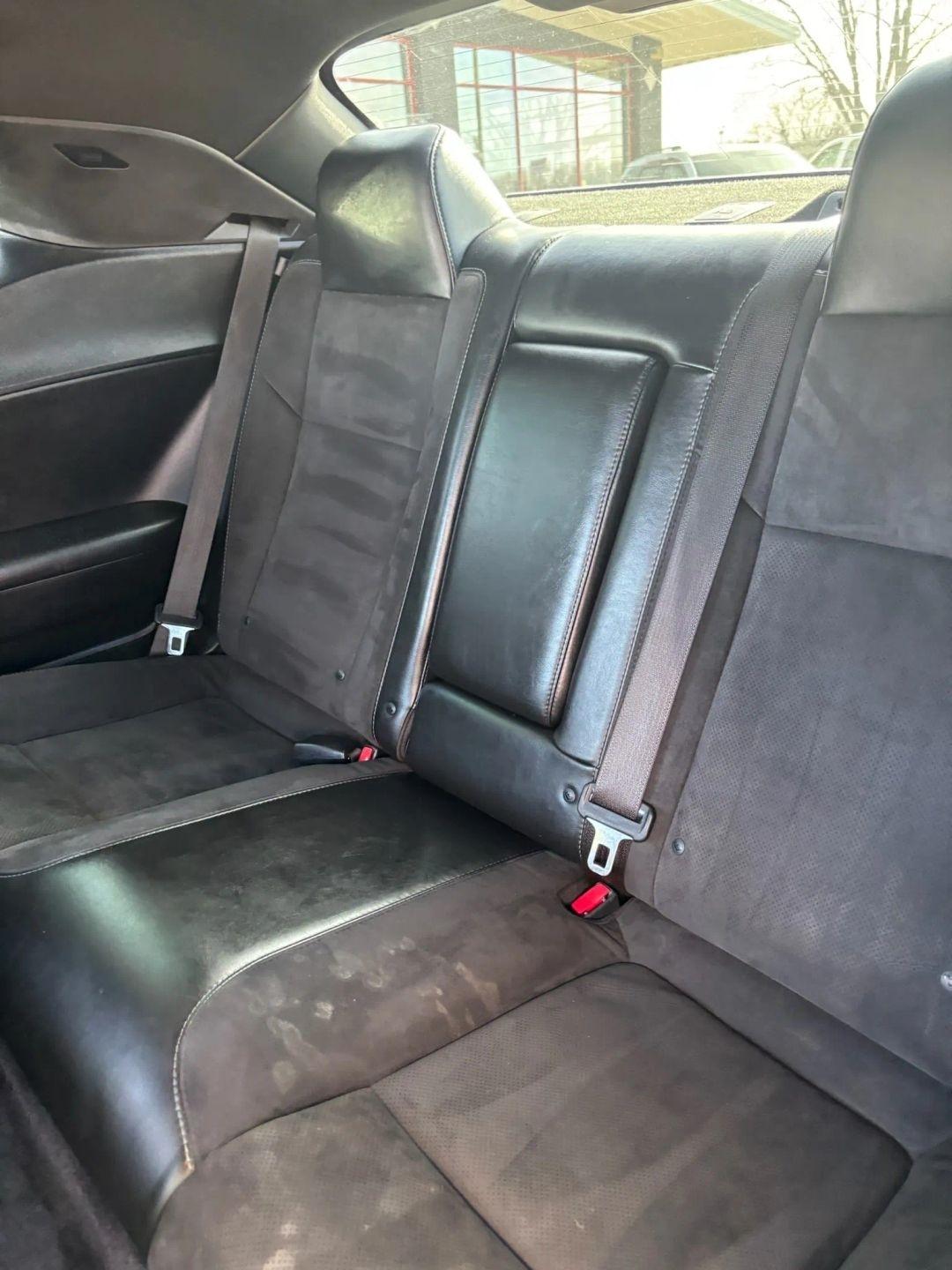 Dodge Challenger  2019