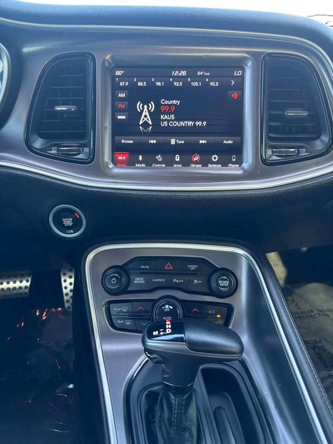 Dodge Challenger  2019