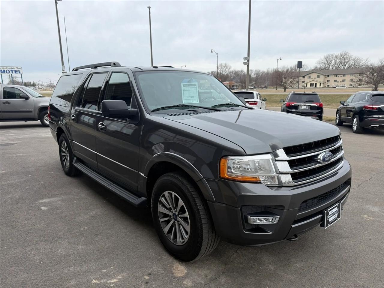 Ford Expedition  2017