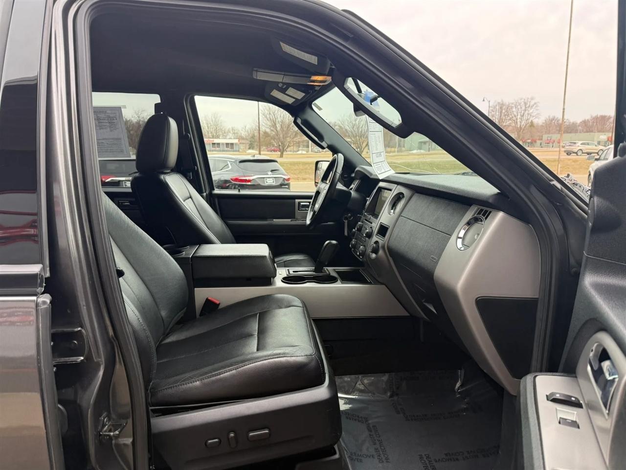 Ford Expedition  2017