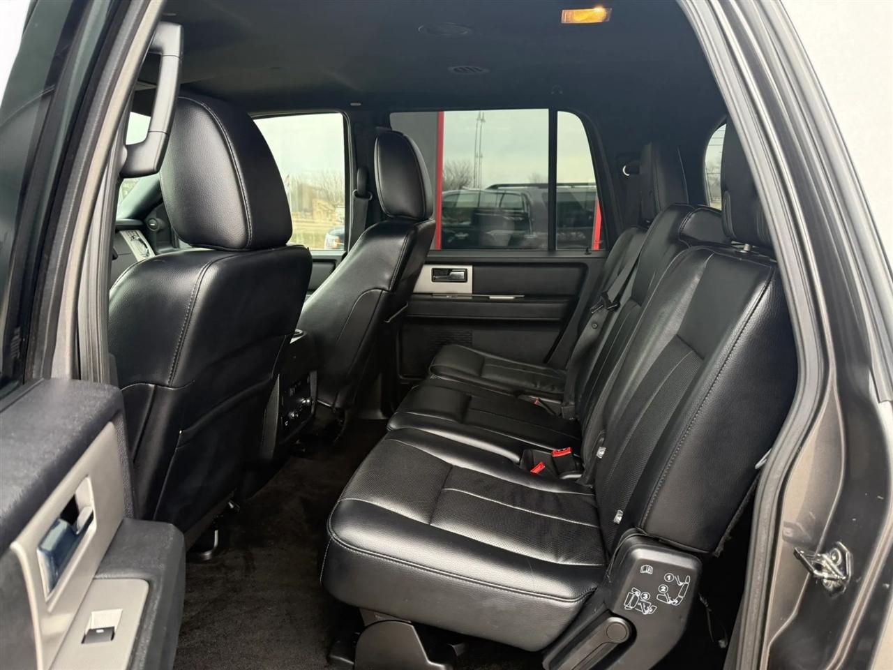 Ford Expedition  2017