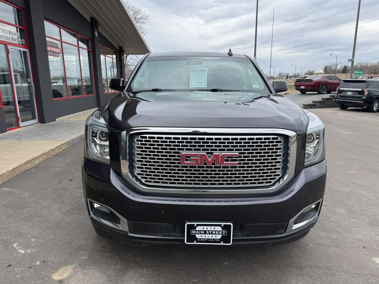 GMC Yukon Denali  2016