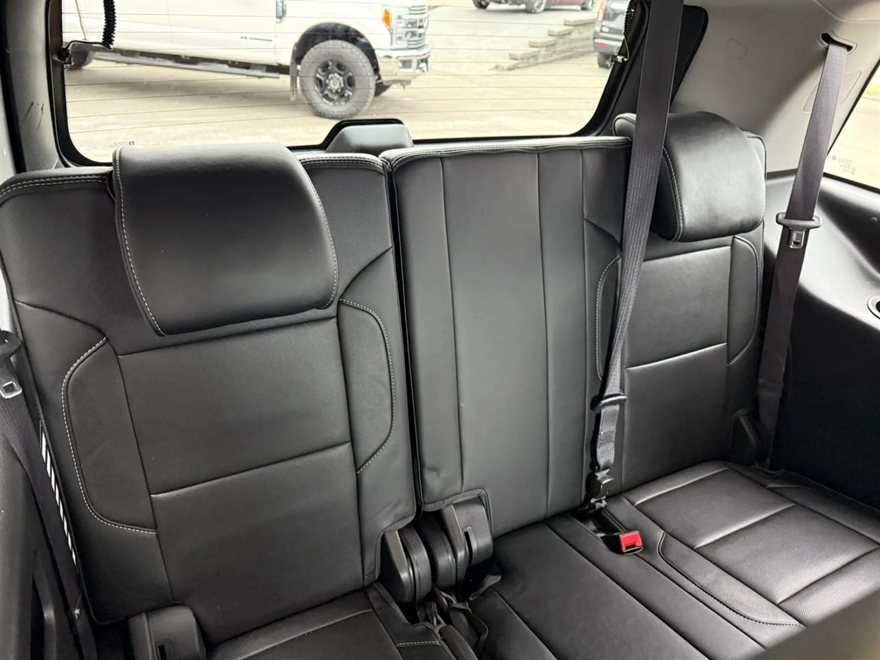 GMC Yukon Denali  2016