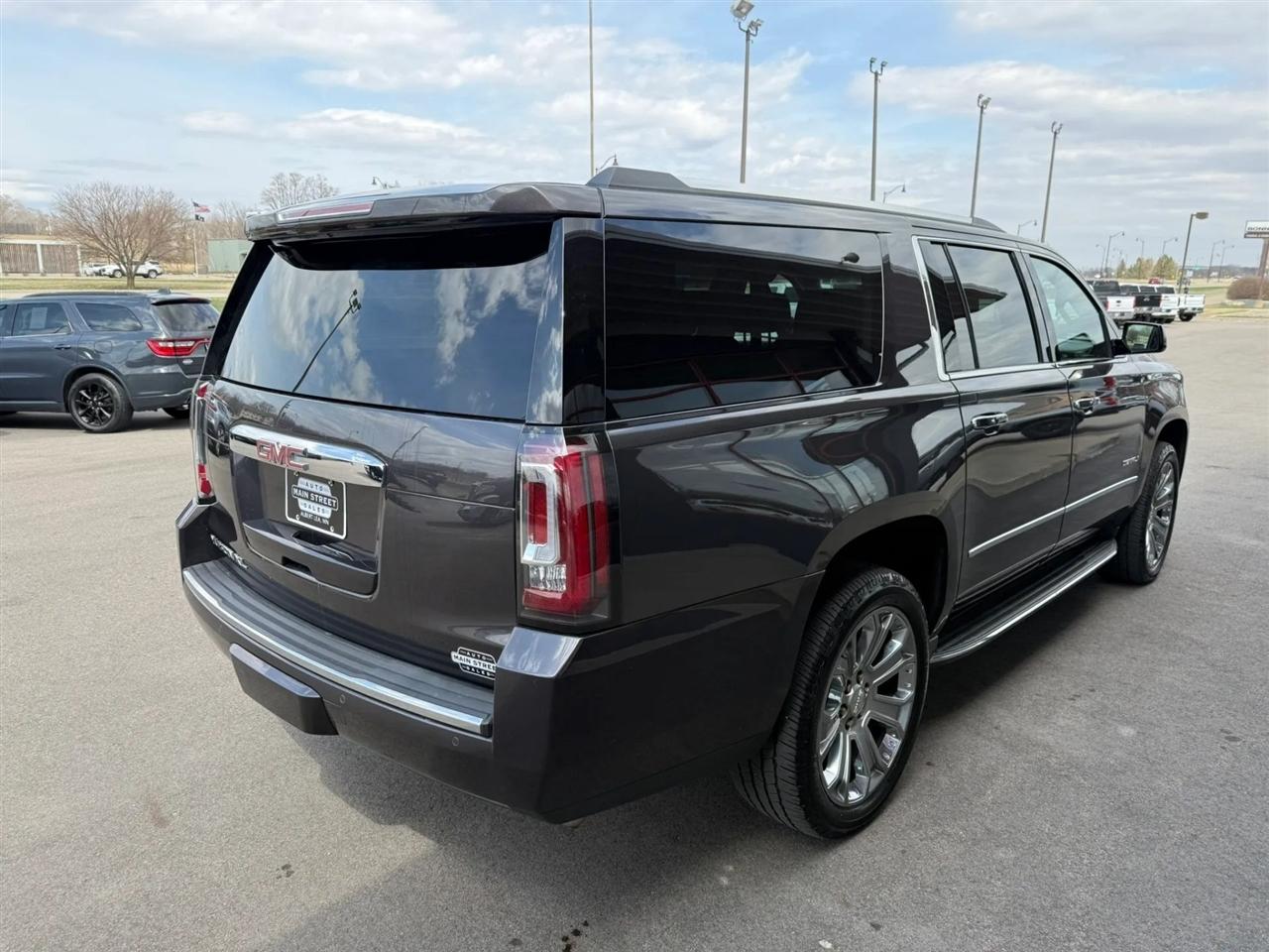GMC Yukon XL  2016