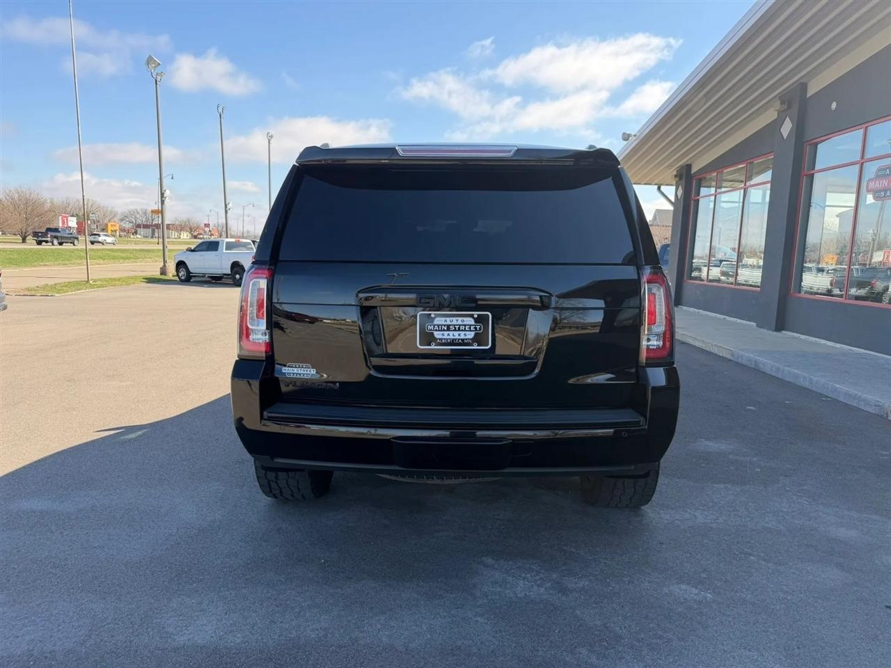 GMC Yukon Denali  2015