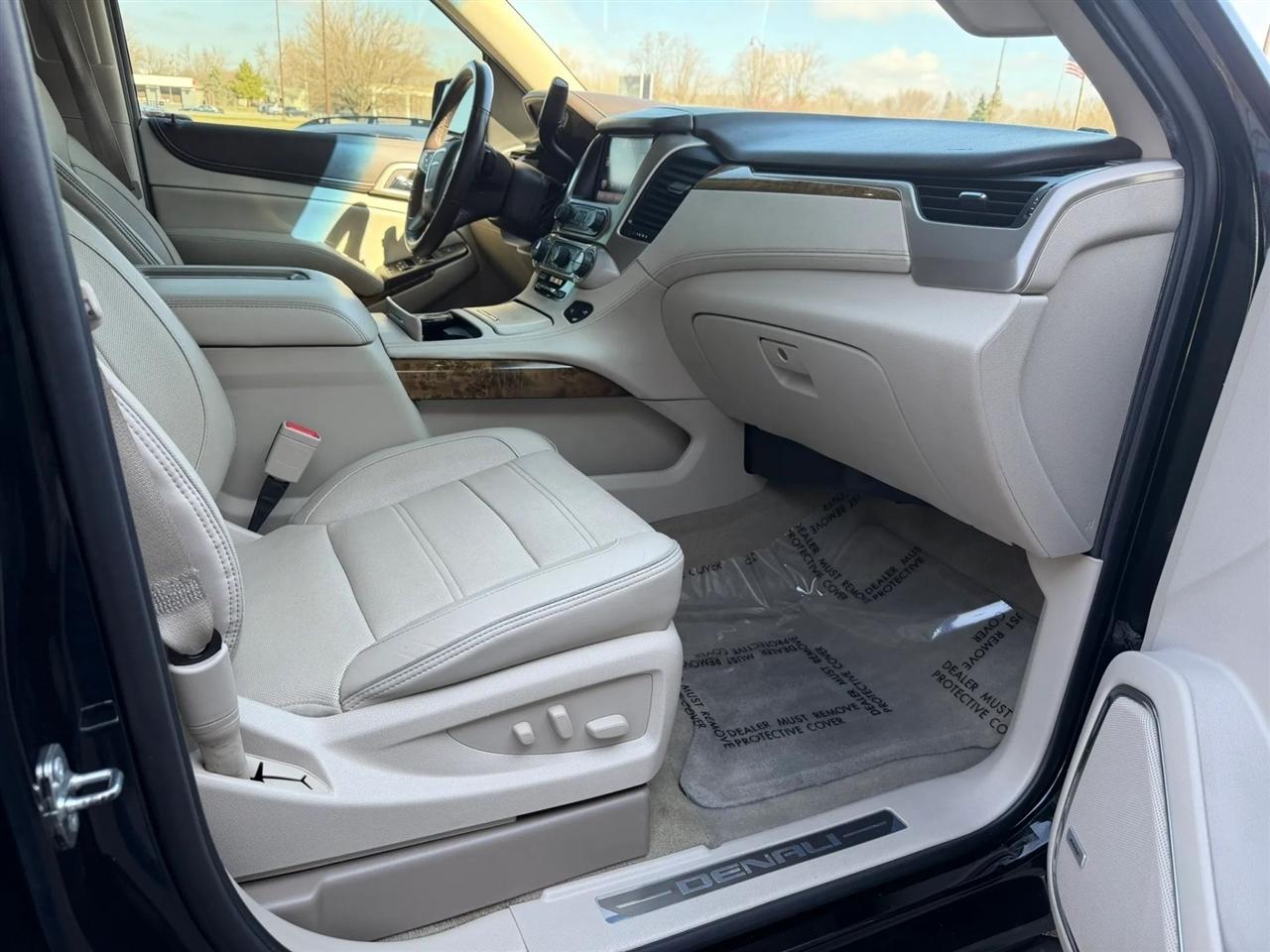 GMC Yukon Denali  2015