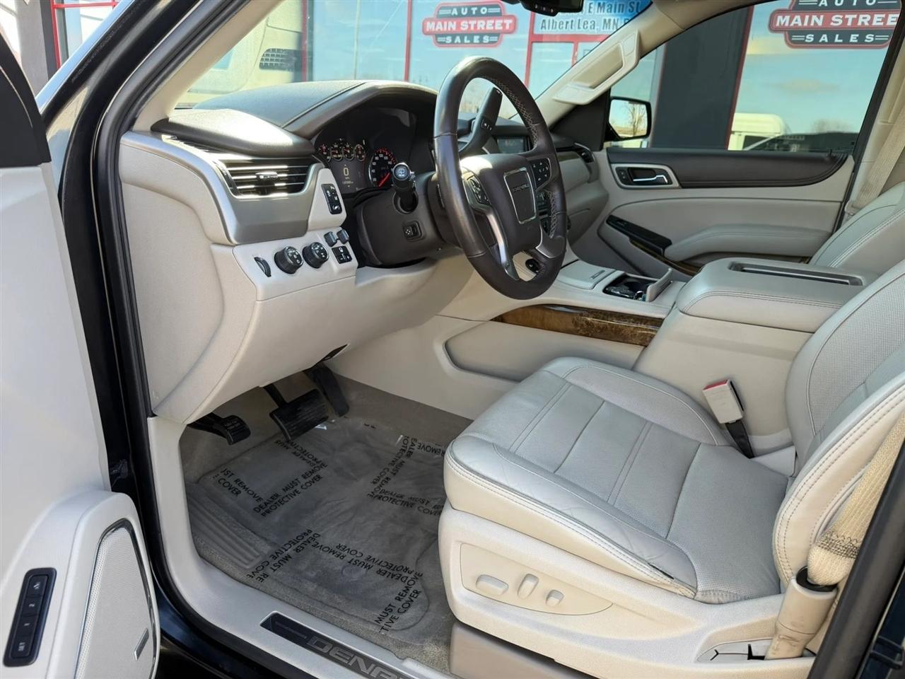 GMC Yukon Denali  2015
