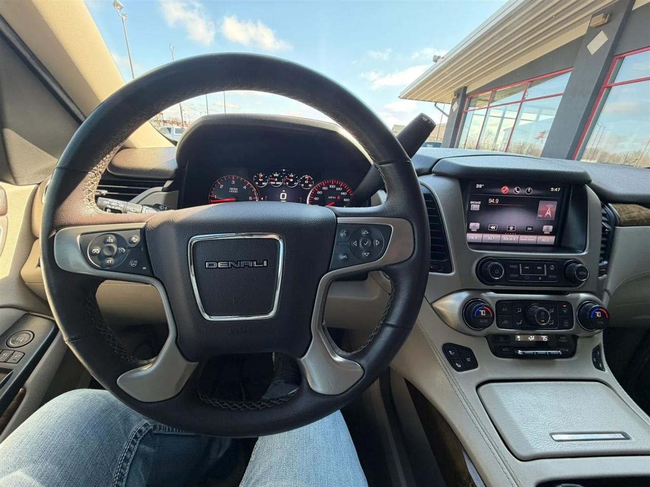 GMC Yukon Denali  2015