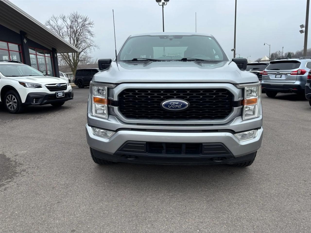 Ford F-150  2021