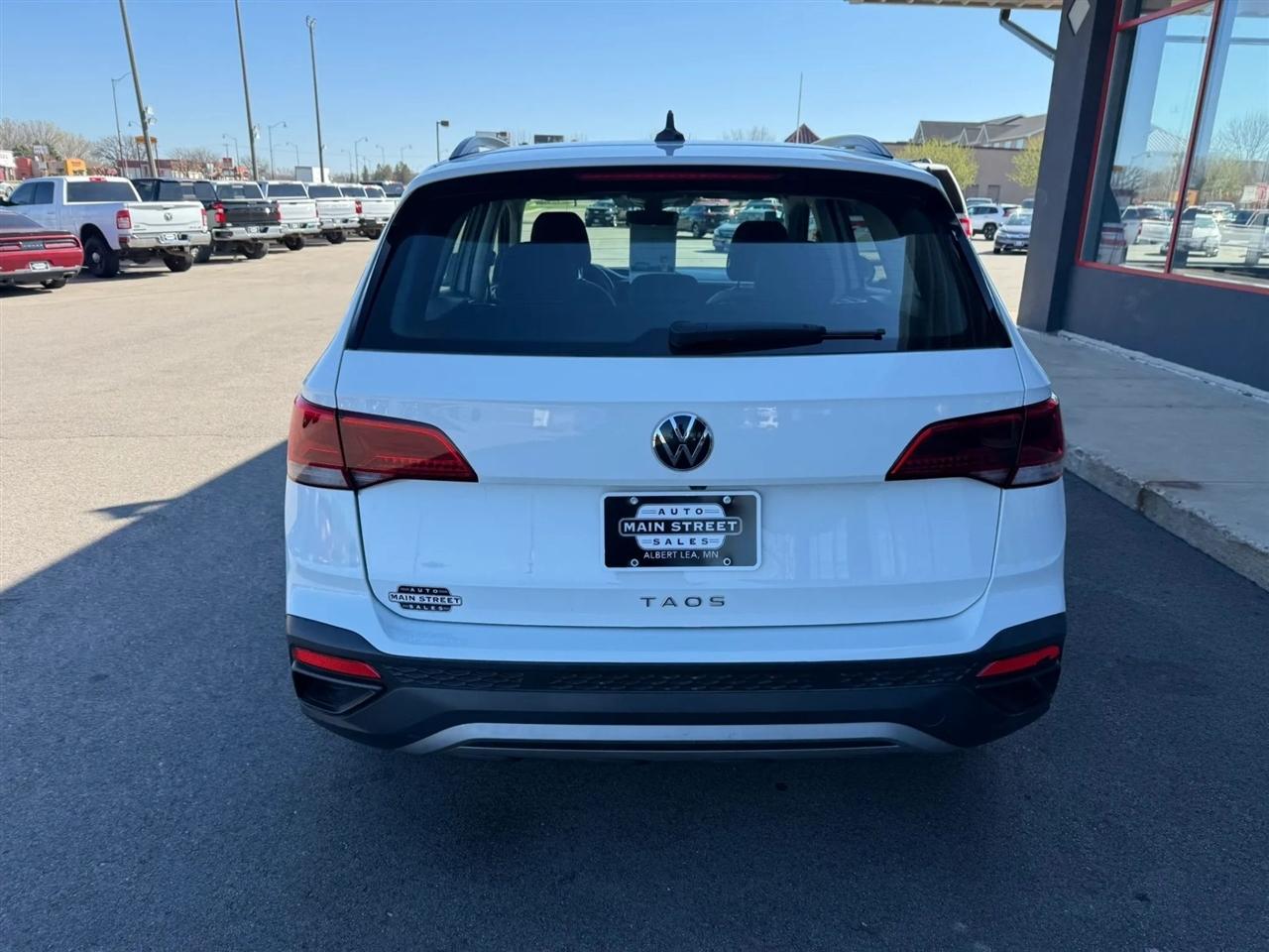 Volkswagen Taos  2023