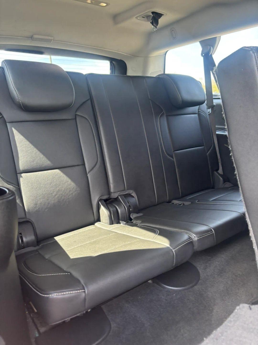 Chevrolet Suburban  2018