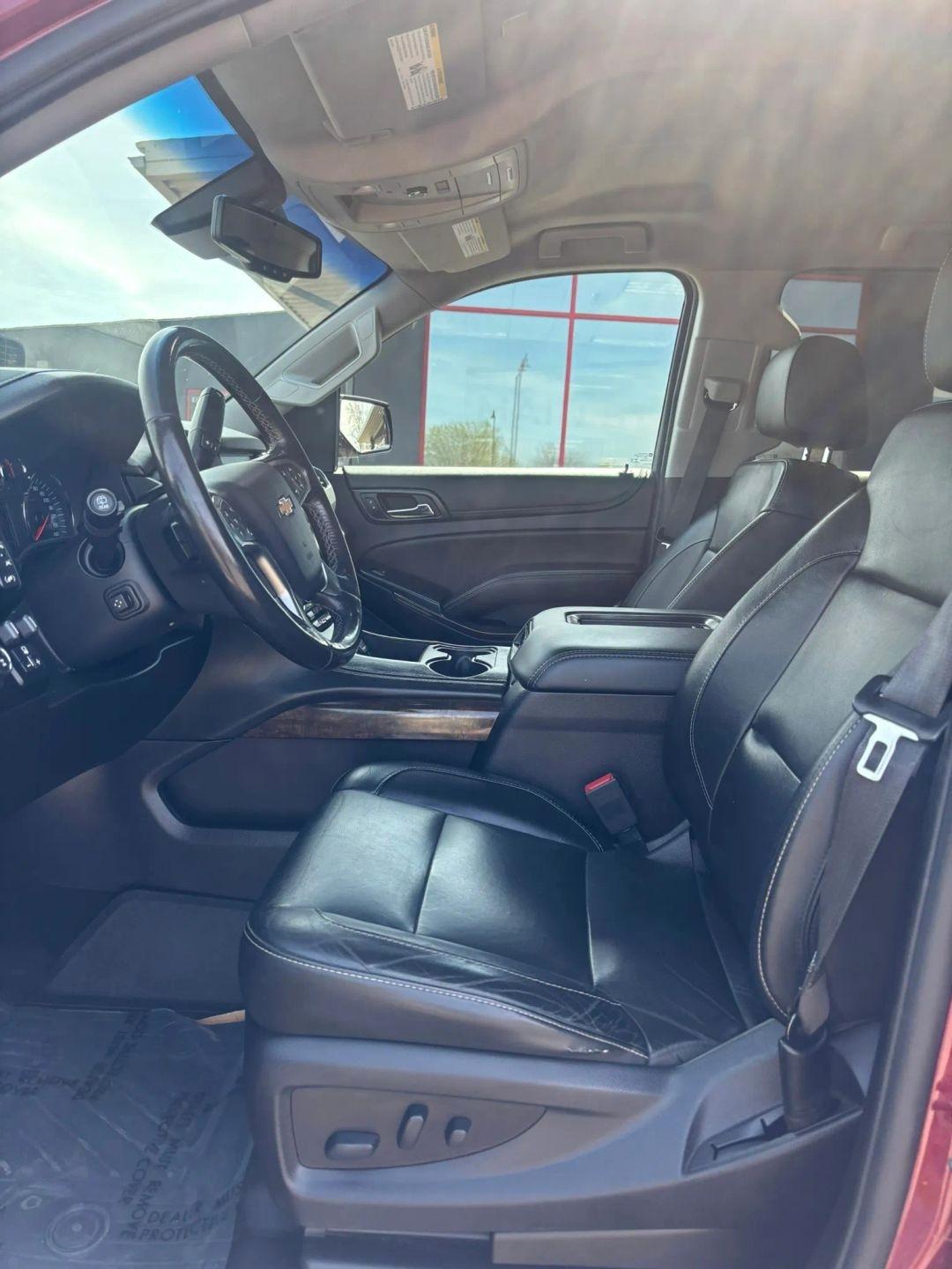 Chevrolet Suburban  2018