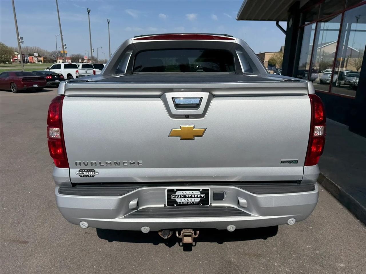 Chevrolet Avalanche  2012