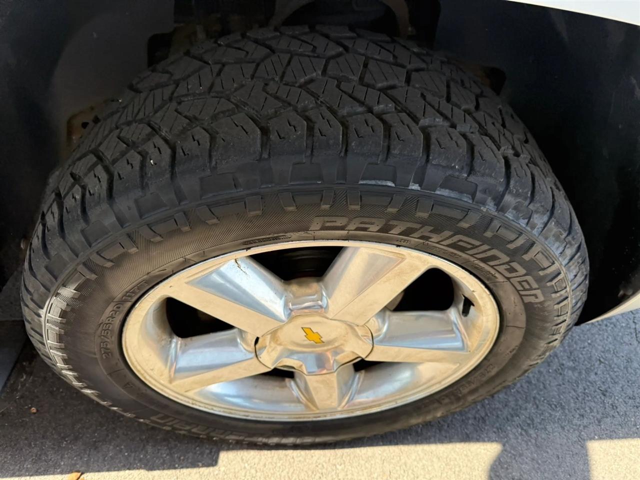 Chevrolet Avalanche  2012