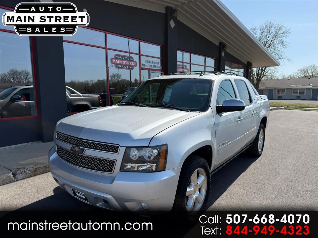Chevrolet Avalanche  2012