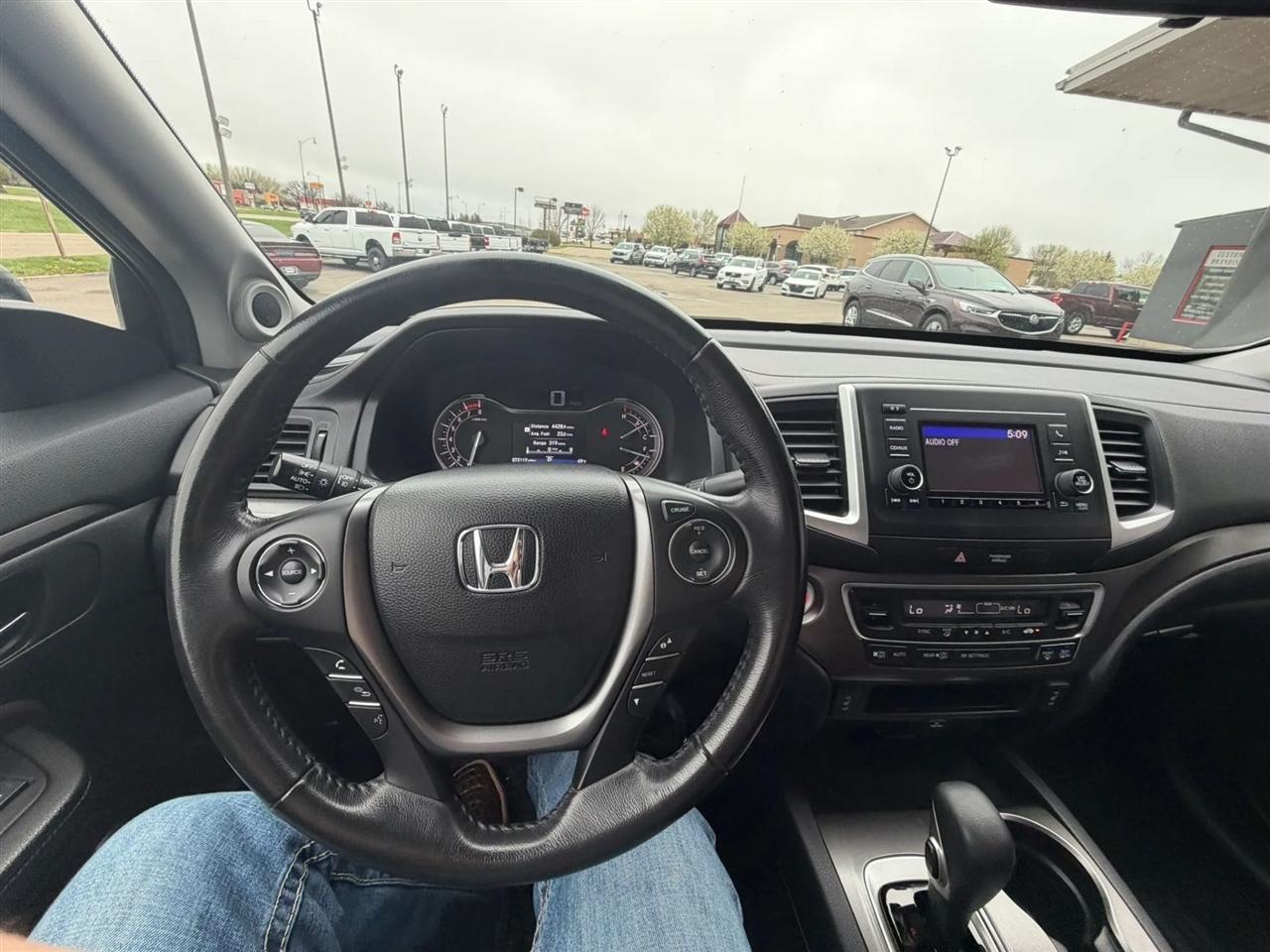 Honda Ridgeline  2017