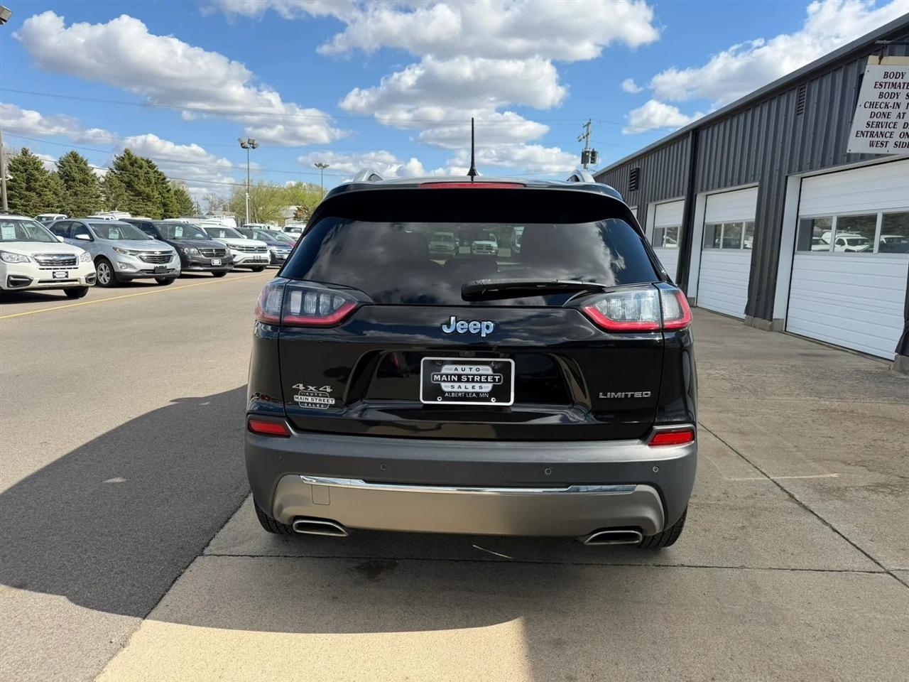 Jeep Cherokee  2020