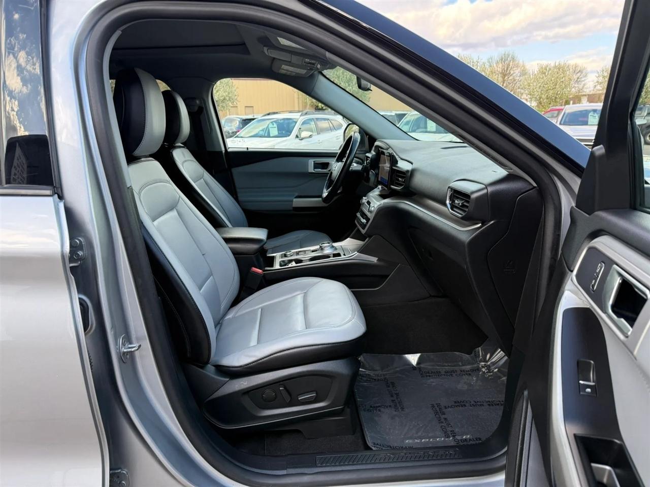 Ford Explorer  2021