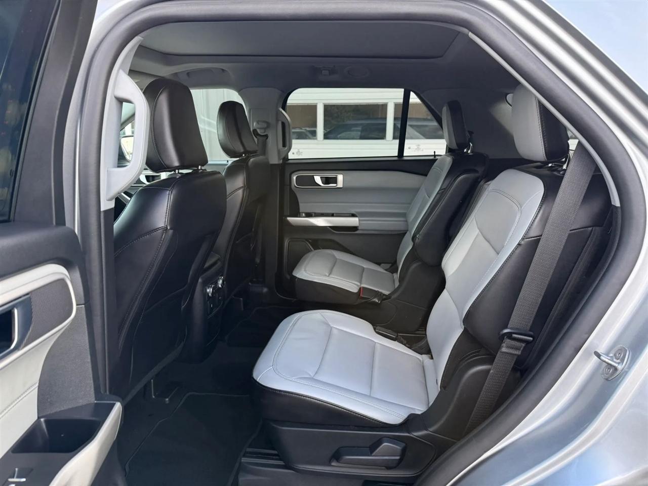 Ford Explorer  2021