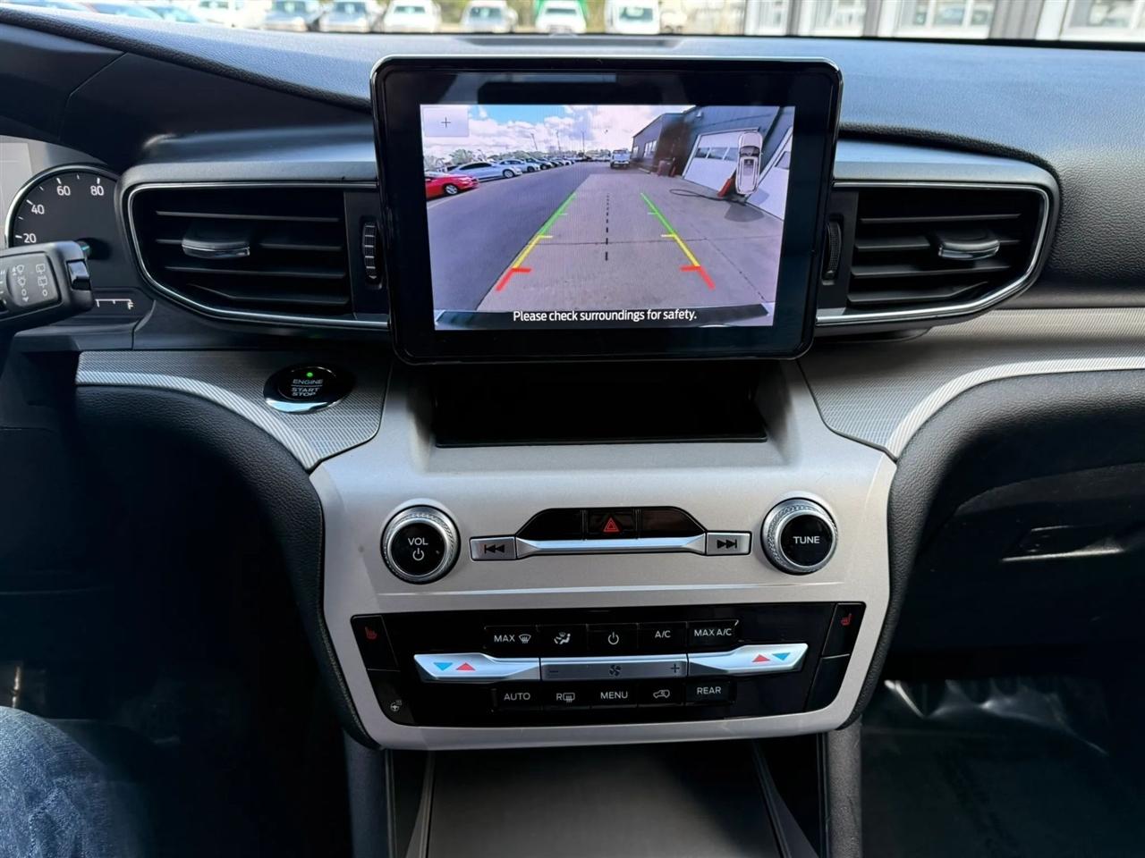 Ford Explorer  2021