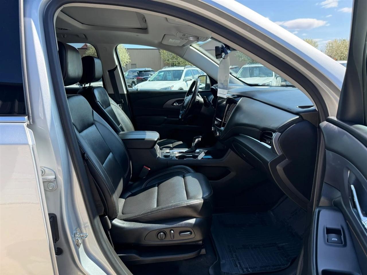 Chevrolet Traverse  2021