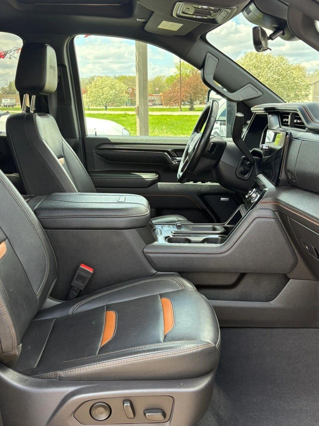 GMC Sierra 3500HD  2024