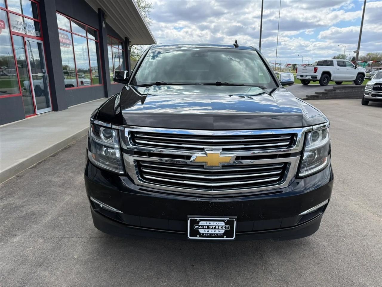 Chevrolet Suburban  2016