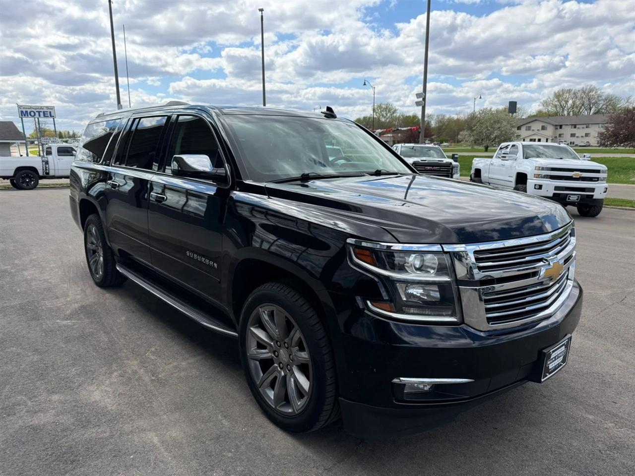 Chevrolet Suburban  2016