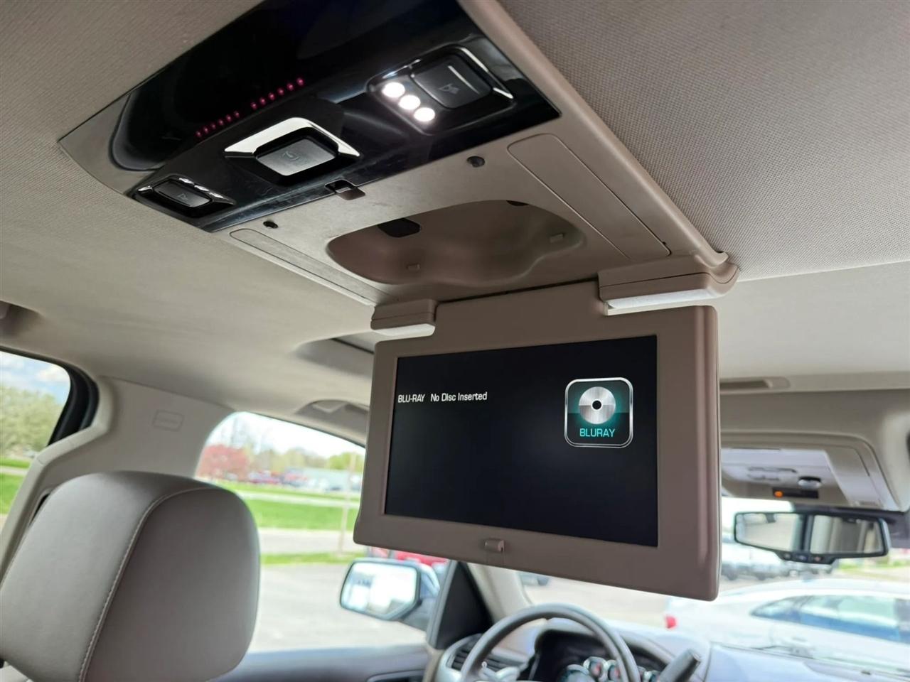 Chevrolet Suburban  2016