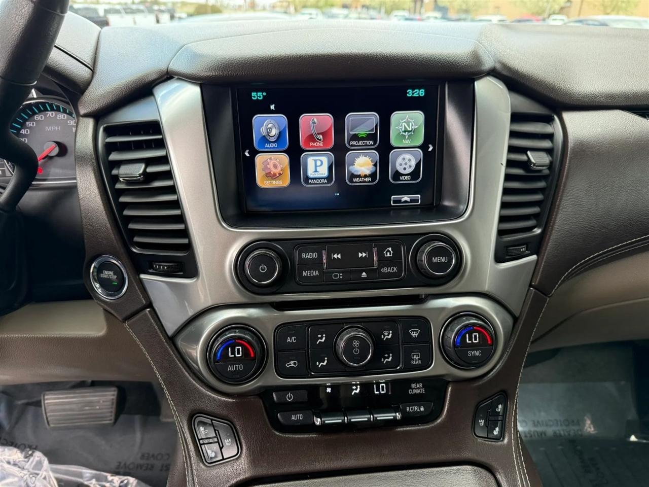 Chevrolet Suburban  2016