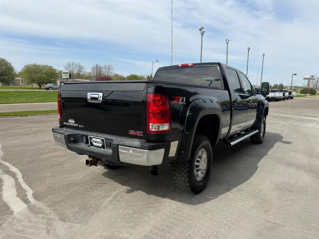 GMC Sierra 2500HD  2010
