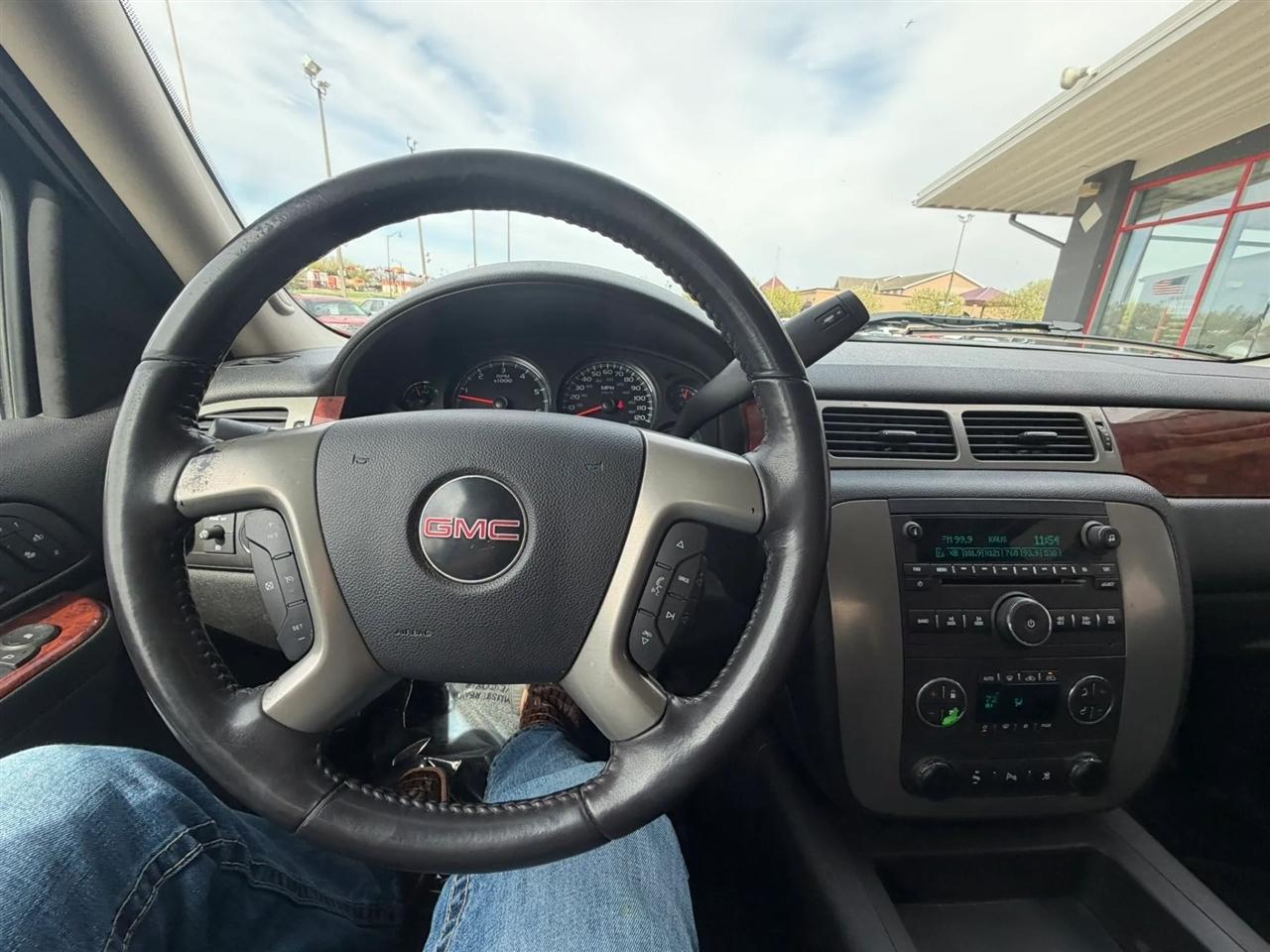 GMC Sierra 2500HD  2010