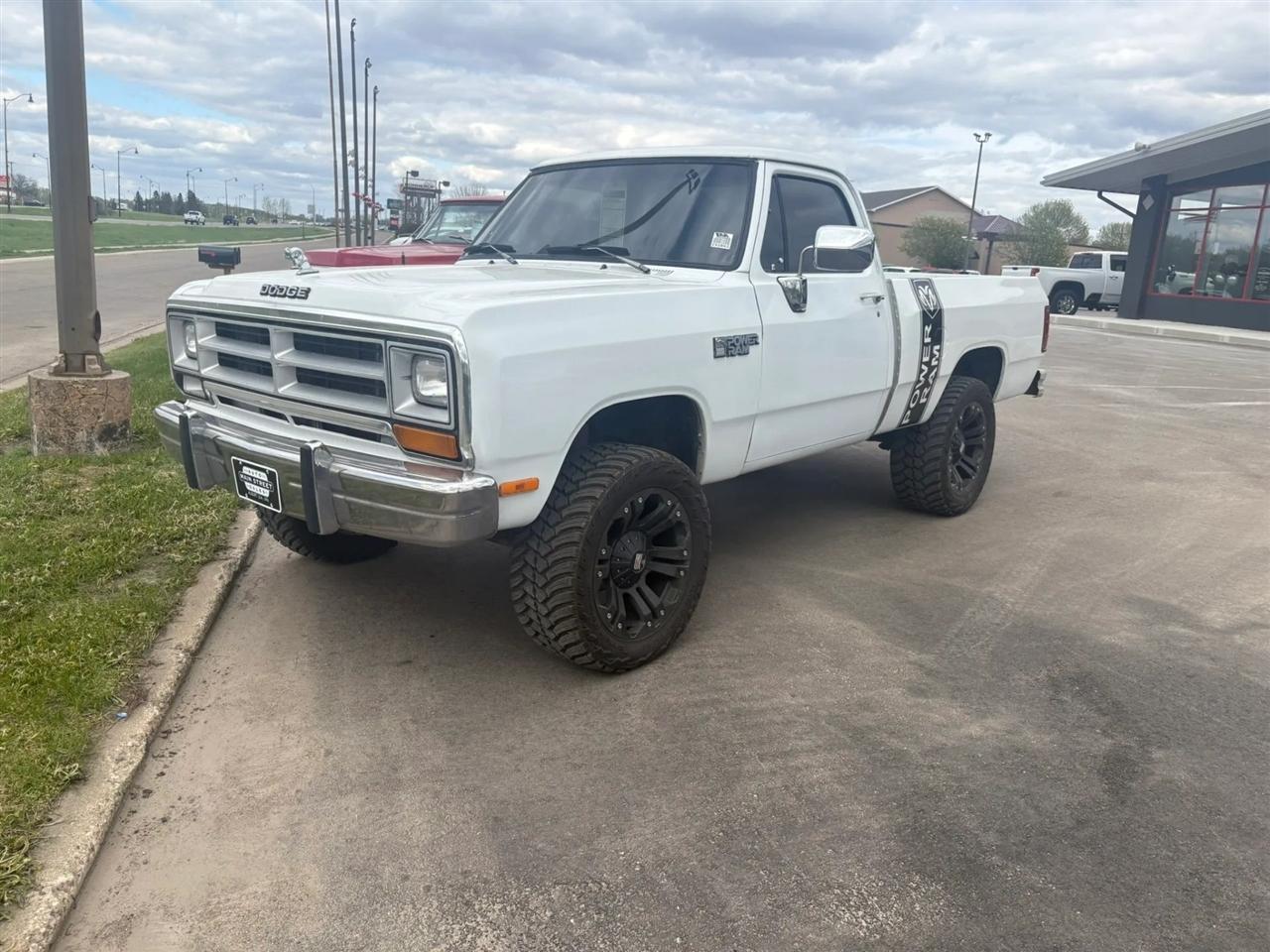 Dodge RAM 150  1990
