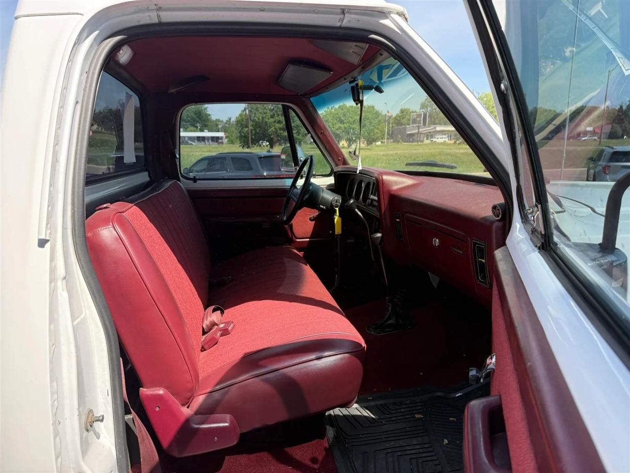 Dodge RAM 150  1990