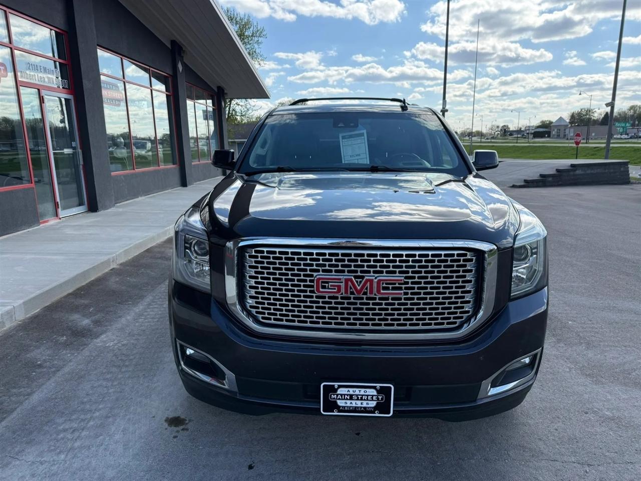 GMC Yukon XL  2017